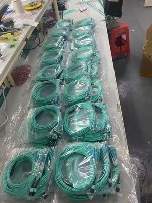Καλώδια συσσωρευτών sSC/LC/ST/MPO LSZH jacket g657a1 g652d OM2 OM3 για καλωδίωση Ethernet